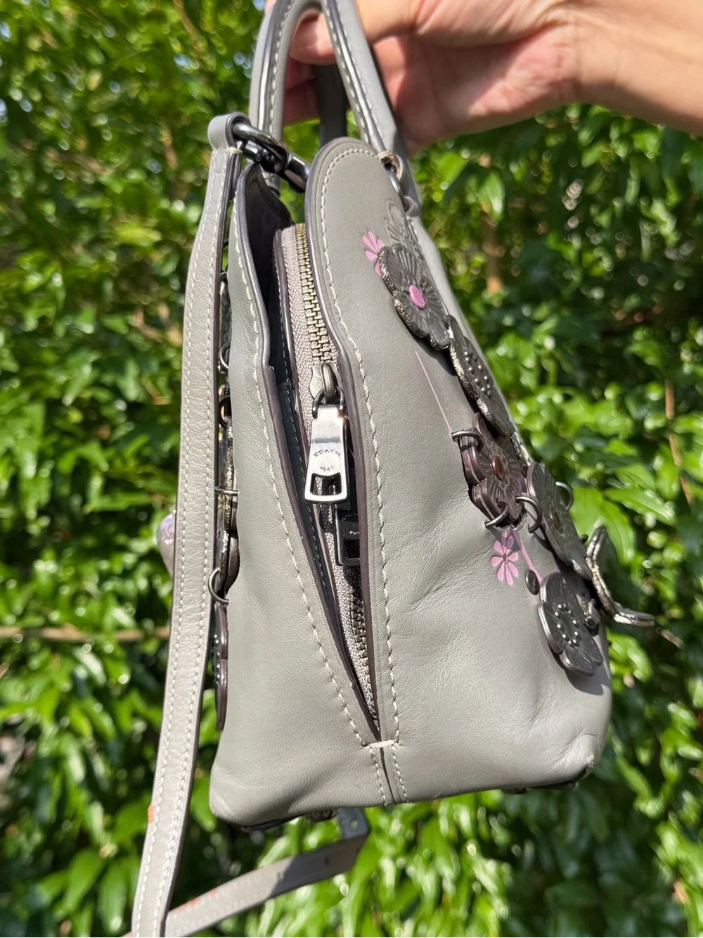 Coach Dakotah Satchel 22 With Linked Tea Rose 22855